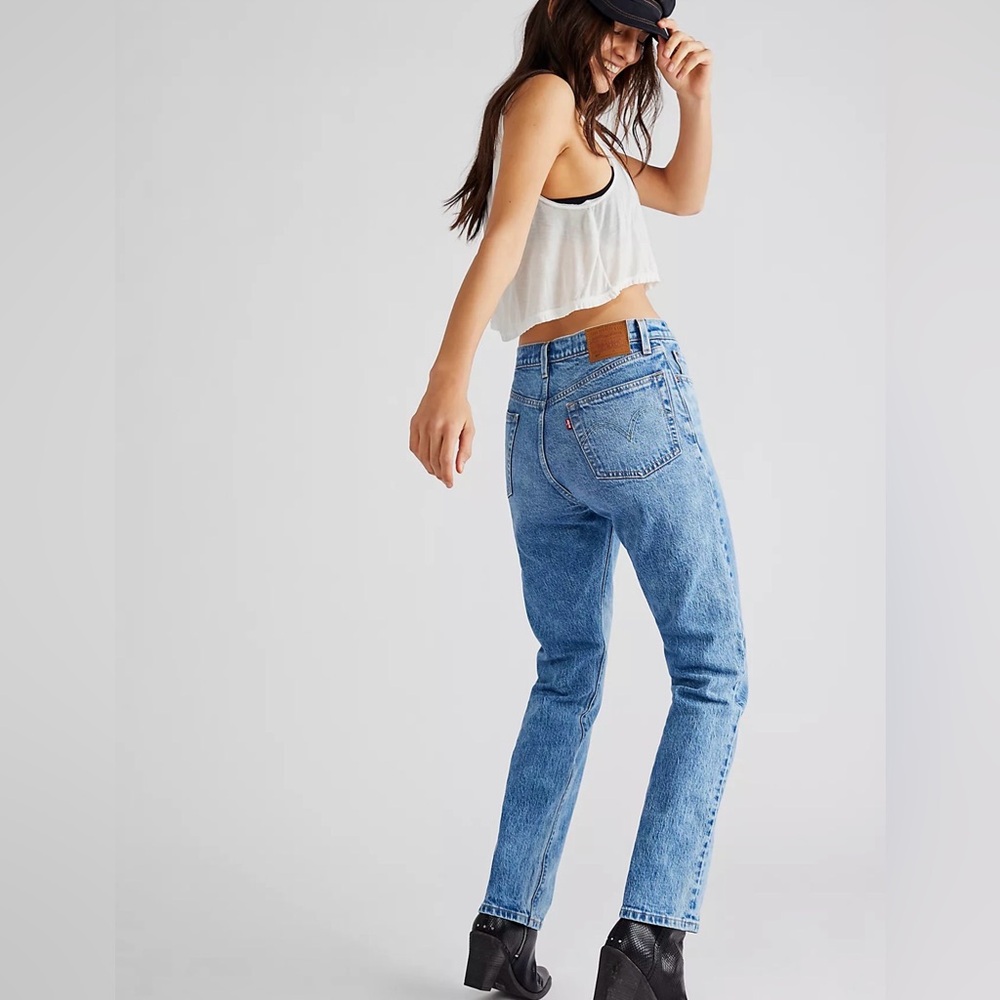 Levi’s 501 straight Jean - Picture 2 of 4